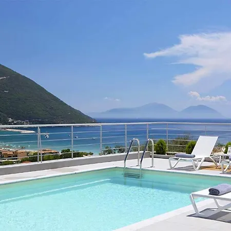 Omicron & White - Offwhite Villa Vasiliki
